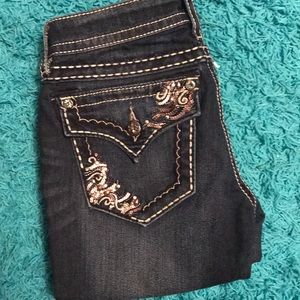 Miss me jeans. Size 27. Never worn.